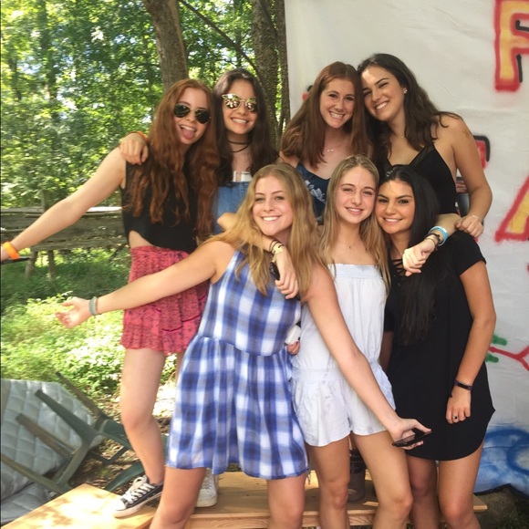 Meet your Posher, Rachel - Picture 1 of 1